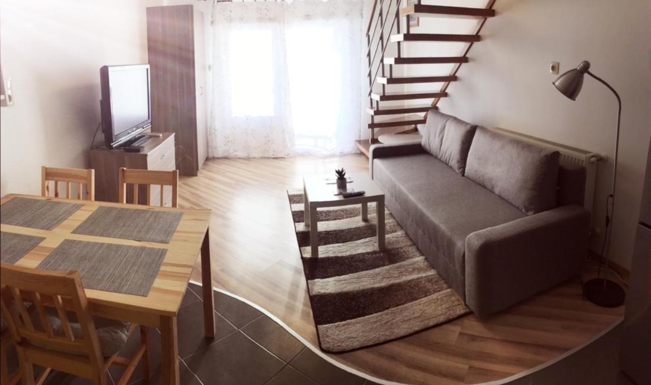 Pitypang Apartman Gyula Exterior photo